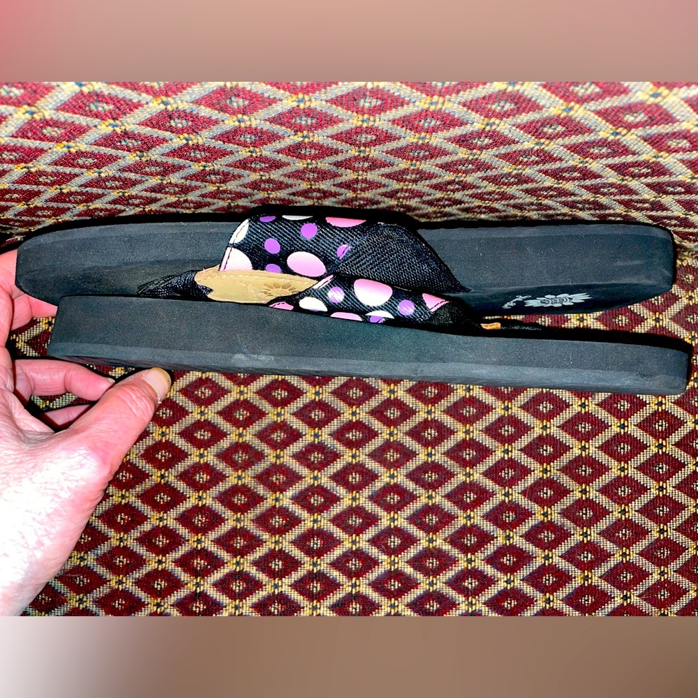 Yellow Box Flip Flops - Picture 2 of 5